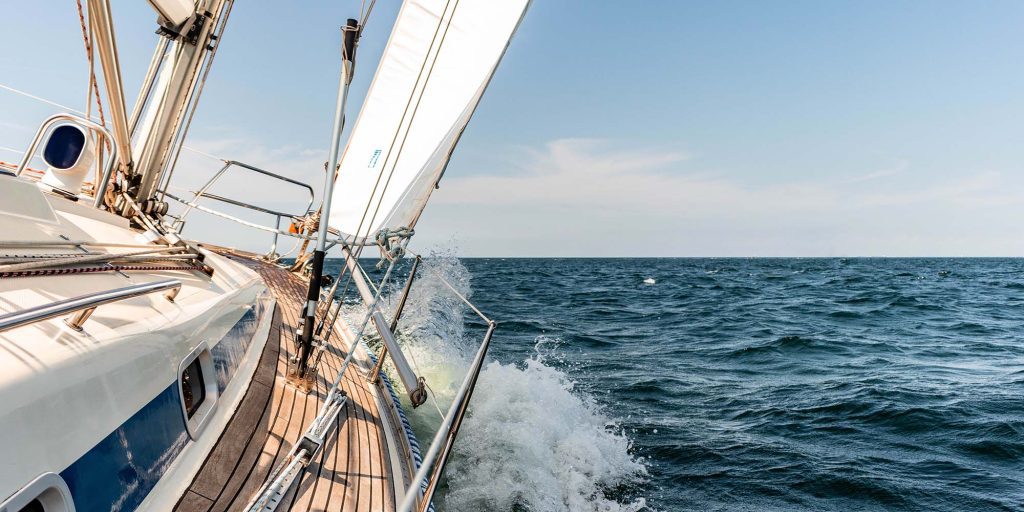 yacht