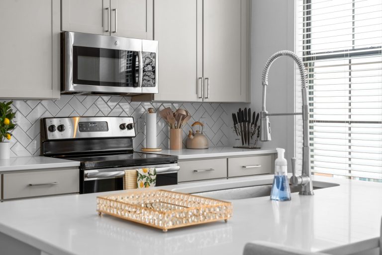 15-web-or-mls-501-rep-john-lewis-way-s-663