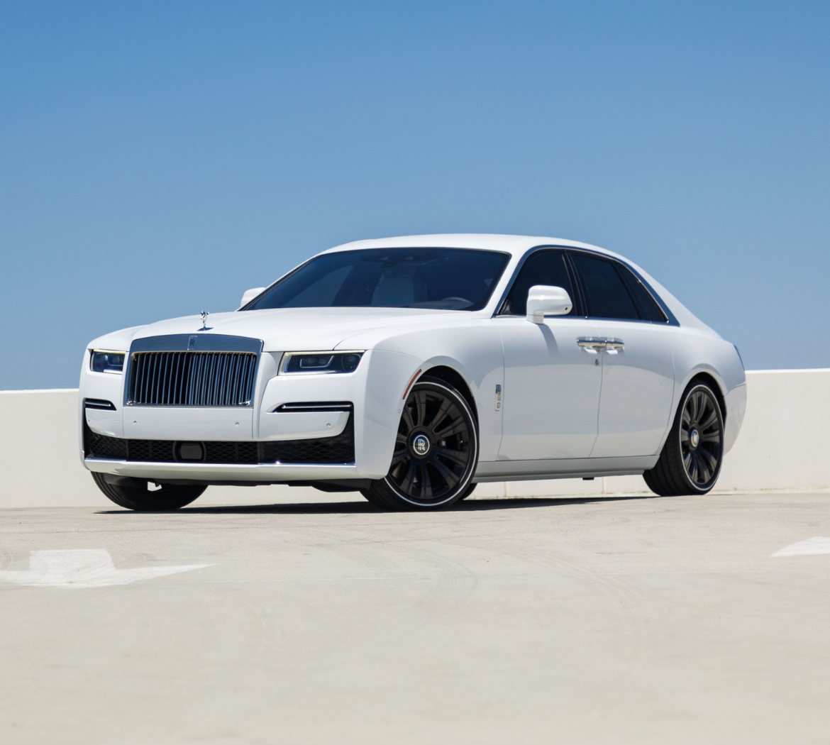 2023 rolls royce ghost black badge edition